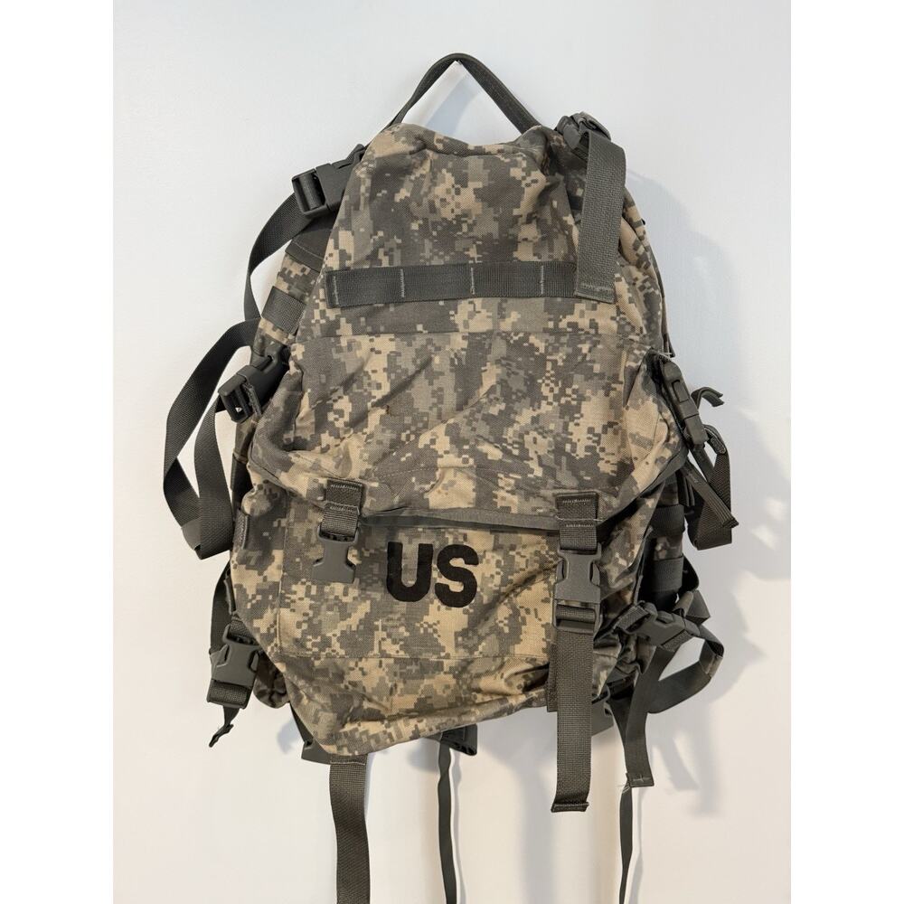 Assault Pack US ARMY Molle II ACU UCP Backpack & Stiffener Military USA Utility